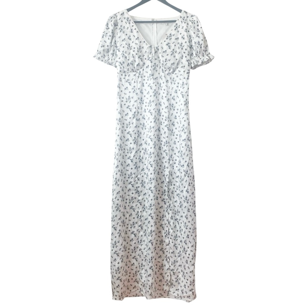 NWT! Francesca’s Whimsical Floral Satiny Prairie Dress